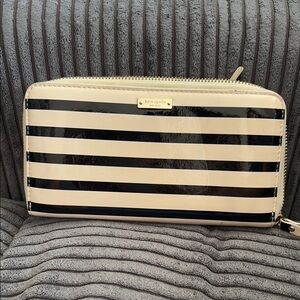 Kate Spade Black and Cream Striped Wallet
